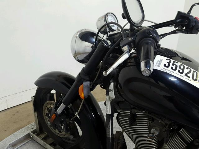 5VPCB26D873000870 - 2007 VICTORY MOTORCYCLES KINGPIN შავი ფოტო 15