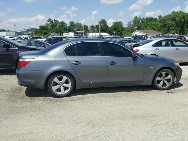 WBANF73566CG67635 - 2006 BMW 530 XI GRAY photo 9