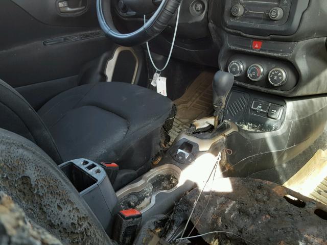 ZACCJAAB2HPE67068 - 2017 JEEP RENEGADE S 黑色 照片 9