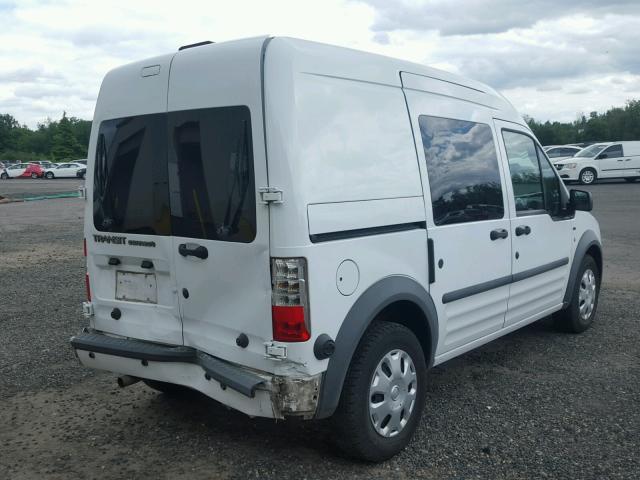 NM0LS6BN9AT013457 - 2010 FORD TRANSIT CO WHITE photo 4