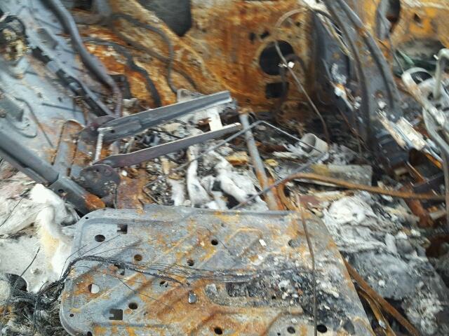 1J4HR582X5C551869 - 2005 JEEP GRAND CHER BURN photo 6