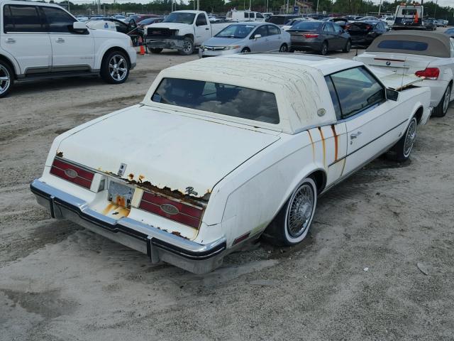 1G4AZ57Y4EE404542 - 1984 BUICK RIVIERA WHITE photo 4