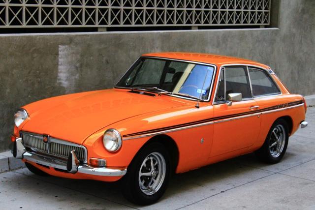 338475 - 1974 MG MGB ORANGE photo 2