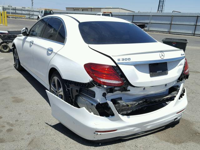 WDDZF4KB7JA377809 - 2018 MERCEDES-BENZ E 300 4MAT WHITE photo 3