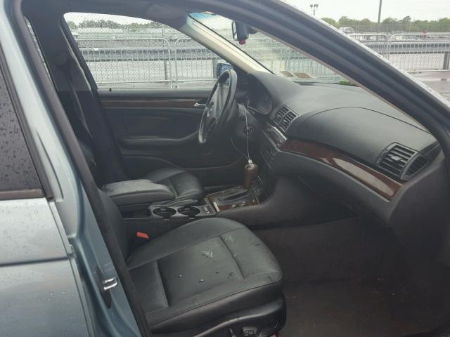 WBAAZ33415KW75343 - 2005 BMW 325 IS SUL GRAY photo 5