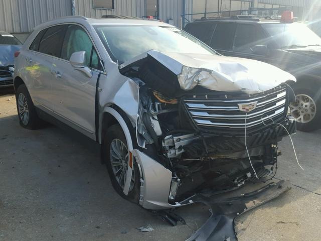 1GYKNDRS8HZ285148 - 2017 CADILLAC XT5 LUXURY SILVER photo 1