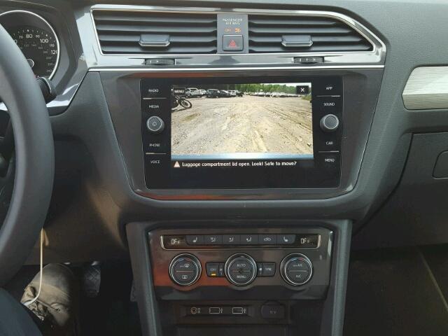 3VV3B7AX1JM059618 - 2018 VOLKSWAGEN TIGUAN SE Синій фото 9