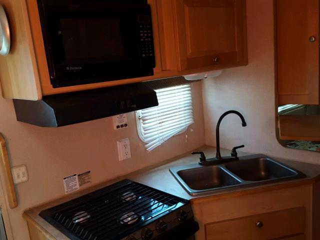 1LC2S2J216D205220 - 2006 SUNL CAMPER TRL WHITE photo 6