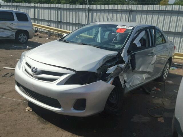 5YFBU4EE9CP044551 - 2012 TOYOTA COROLLA/S/ SILVER photo 2