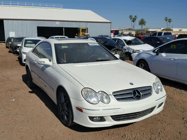 WDBTJ56H18F248799 - 2008 MERCEDES-BENZ CLK 350 WHITE photo 1