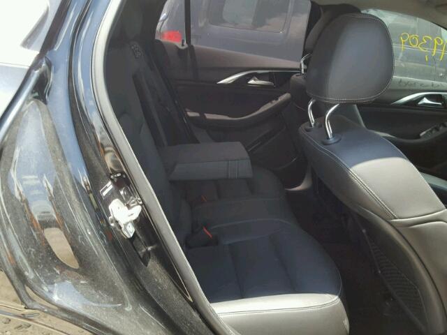 SJKCH5CP7HA027081 - 2017 INFINITI QX30 BASE BLACK photo 6