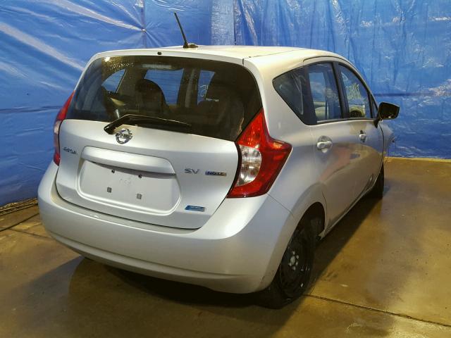 3N1CE2CP6GL384501 - 2016 NISSAN VERSA NOTE SILVER photo 4