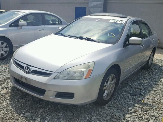 1HGCM56896A176853 - 2006 HONDA ACCORD EX SILVER photo 2