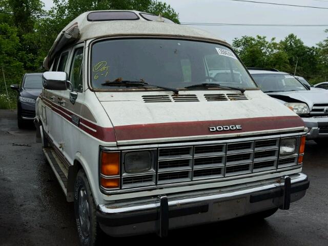 2B6HB23Y6JK156008 - 1988 DODGE RAM VAN B2 WHITE photo 1