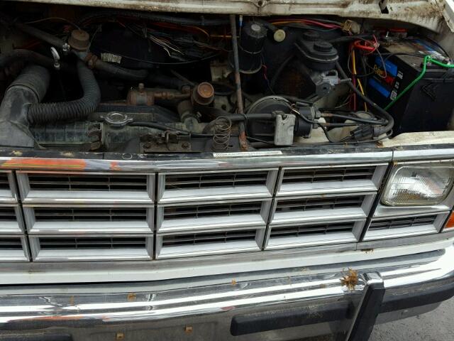 2B6HB23Y6JK156008 - 1988 DODGE RAM VAN B2 WHITE photo 7