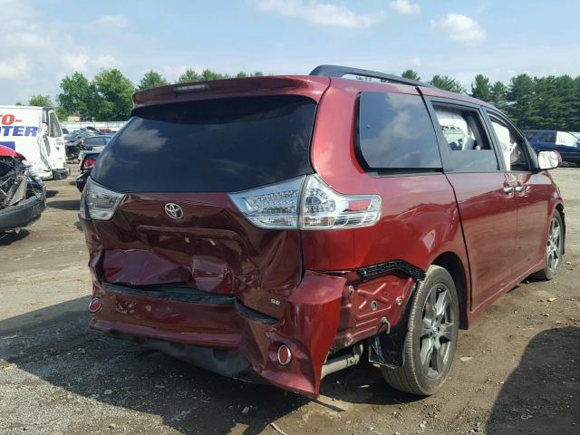 5TDXZ3DC6HS839041 - 2017 TOYOTA SIENNA SE RED photo 4