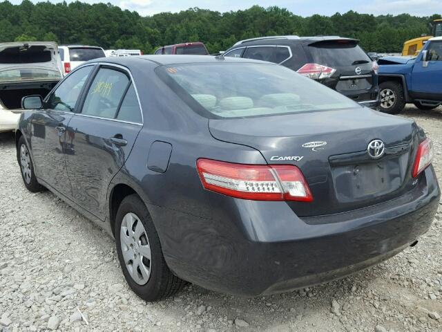 4T1BF3EK0AU039096 - 2010 TOYOTA CAMRY GRAY photo 3