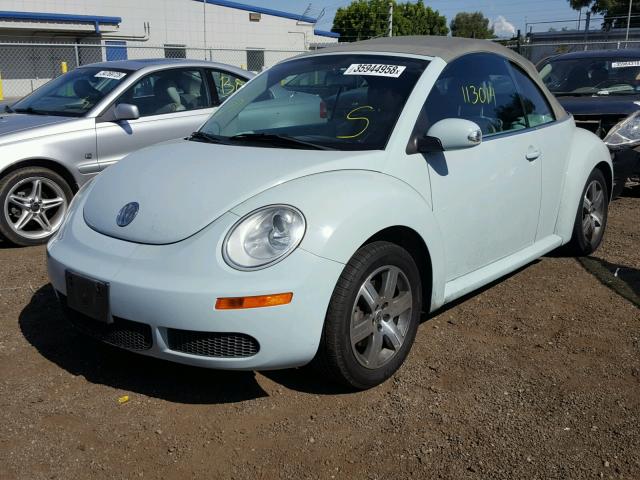 3VWRG31Y06M322195 - 2006 VOLKSWAGEN NEW BEETLE 蓝色 照片 2