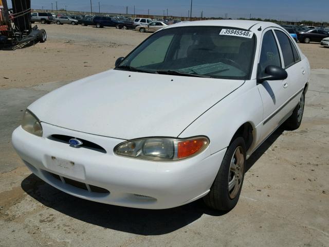 1FALP10P7VW283860 - 1997 FORD ESCORT WHITE photo 2