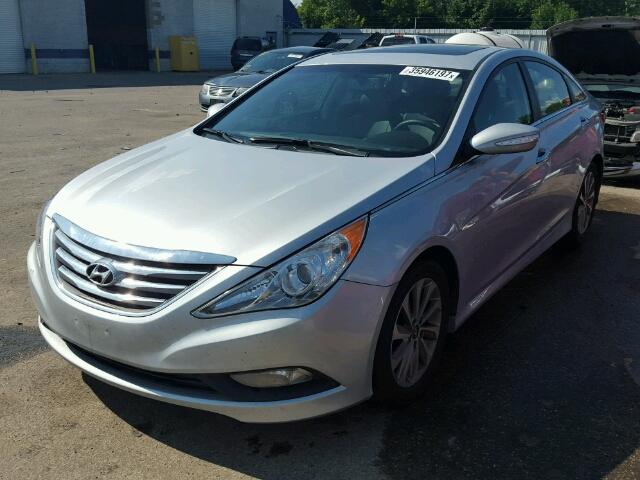 5NPEC4AC8EH921096 - 2014 HYUNDAI SONATA SE/ SILVER photo 2