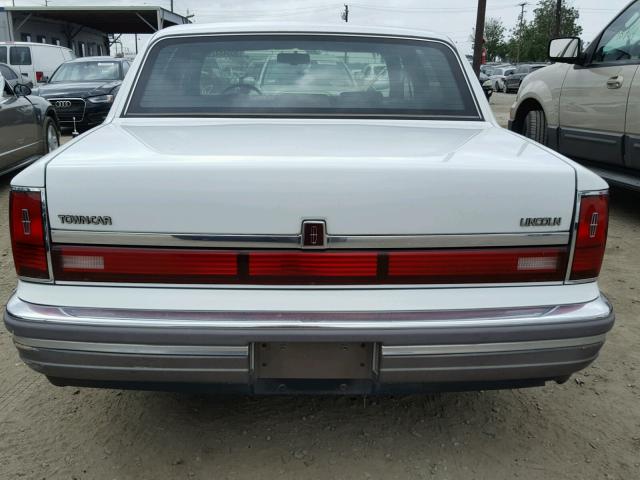 1LNLM82F9LY672898 - 1990 LINCOLN TOWN CAR S WHITE photo 9