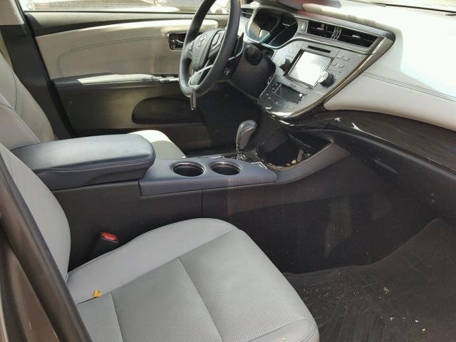 4T1BK1EB9FU181468 - 2015 TOYOTA AVALON XLE GRAY photo 5