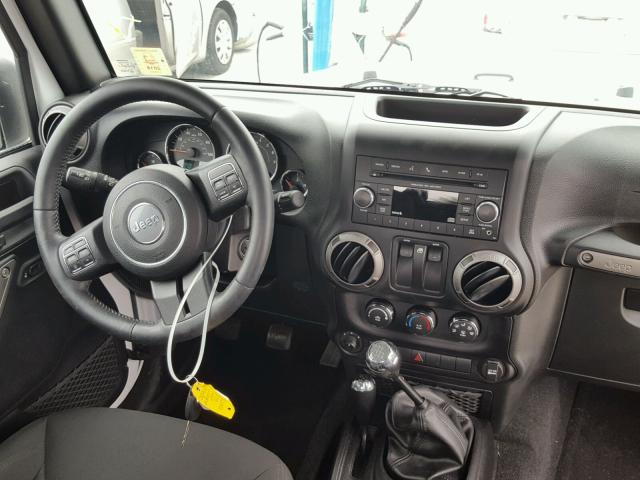 1C4AJWAG1FL770988 - 2015 JEEP WRANGLER S WHITE photo 9