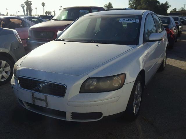 YV1MS390962169506 - 2006 VOLVO S40 2.4I WHITE photo 2