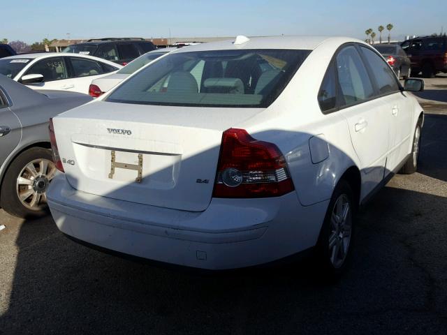 YV1MS390962169506 - 2006 VOLVO S40 2.4I WHITE photo 4