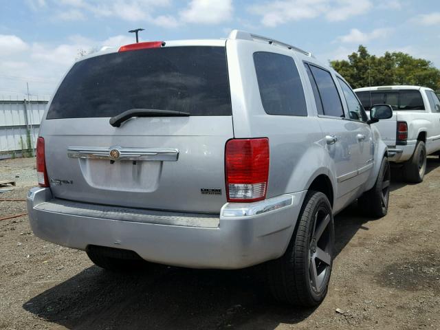 1A8HX58278F112474 - 2008 CHRYSLER ASPEN LIMI SILVER photo 4