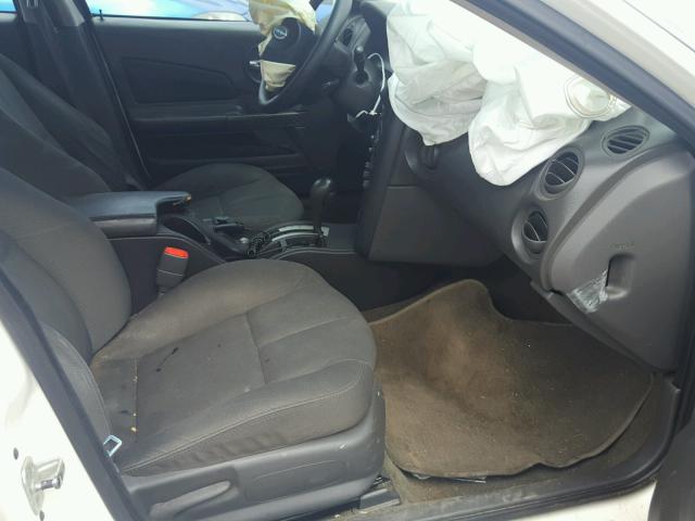 2G2WP522541305834 - 2004 PONTIAC GRAND PRIX WHITE photo 5