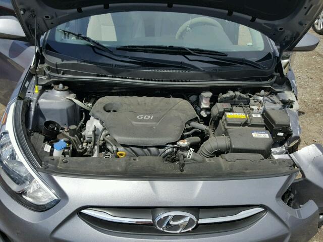 KMHCT4AE3GU157302 - 2016 HYUNDAI ACCENT GRAY photo 7