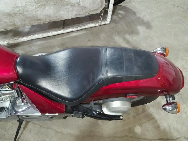 JH2SC6703AK002069 - 2010 HONDA VT1300 CS 红色 照片 6