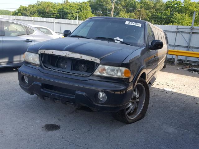 5LMPU28A1XLJ16580 - 1999 LINCOLN NAVIGATOR 黑色 照片 2