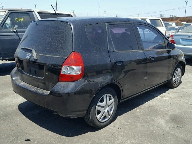 JHMGD37468S035671 - 2008 HONDA FIT BLACK photo 4