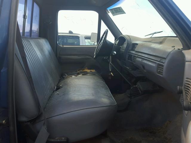 2FTHF26H6SCA38922 - 1995 FORD F250 BLUE photo 5