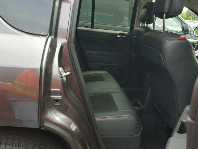 1C4NJDBB6GD805707 - 2016 JEEP COMPASS SP 灰色 照片 6