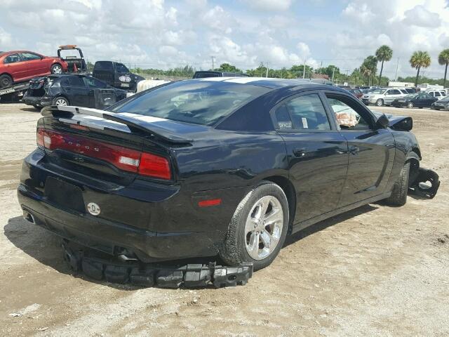 2C3CDXBG5CH215902 - 2012 DODGE CHARGER BLACK photo 4