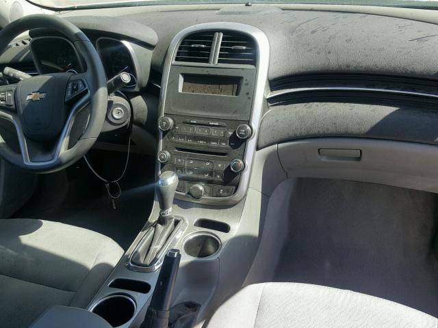 1G11B5SL7FU123307 - 2015 CHEVROLET MALIBU LS თეთრი ფოტო 9
