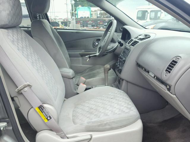 1G1ZT54854F127737 - 2004 CHEVROLET MALIBU LS 灰色 照片 5