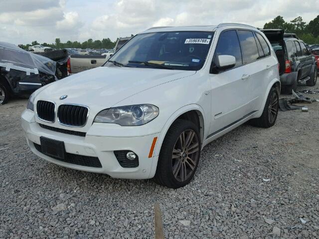 5UXZV4C5XCL751857 - 2012 BMW X5 XDRIVE3 WHITE photo 2