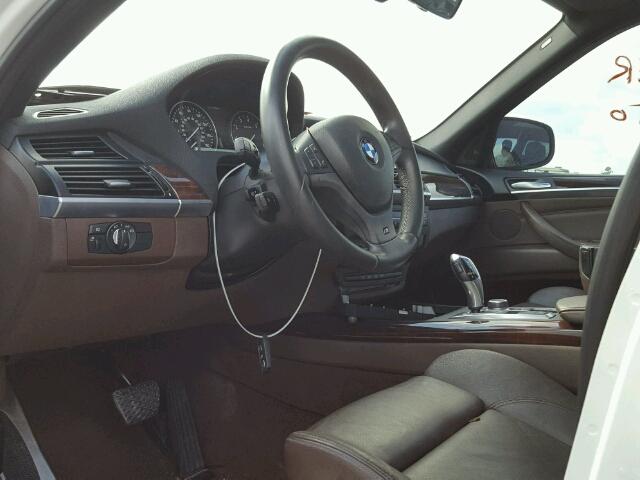 5UXZV4C5XCL751857 - 2012 BMW X5 XDRIVE3 WHITE photo 9