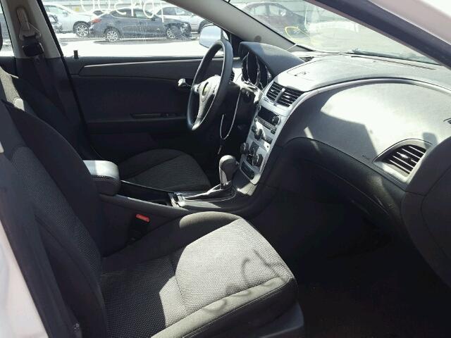 1G1ZC5EU6BF383572 - 2011 CHEVROLET MALIBU 1LT 白色 照片 5