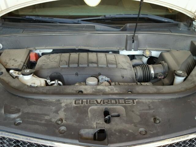 1GNLVFED5AJ245232 - 2010 CHEVROLET TRAVERSE L WHITE photo 7