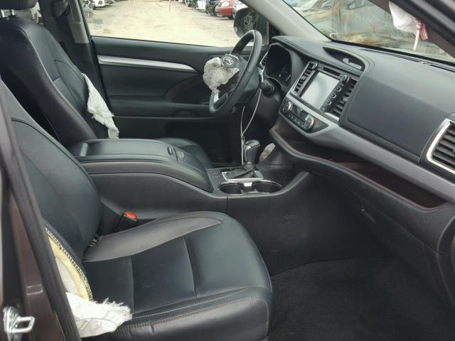 5TDKKRFH5GS135437 - 2016 TOYOTA HIGHLANDER ნაცრისფერი ფოტო 5