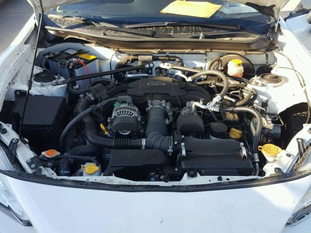 JF1ZNAA19F8711802 - 2015 TOYOTA SCION FR-S WHITE photo 7