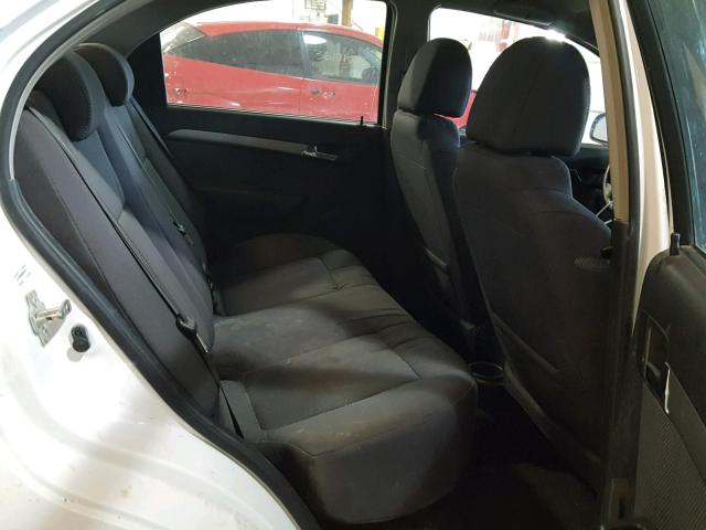 KL1TD56E59B604184 - 2009 CHEVROLET AVEO LS WHITE photo 6