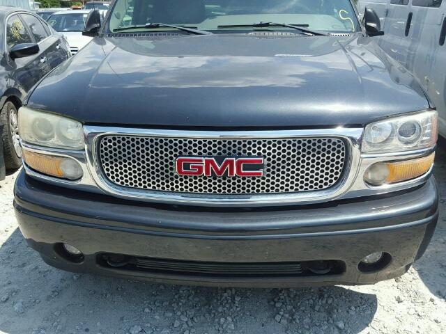 1GKEK63U44J228525 - 2004 GMC YUKON DENA BLACK photo 9