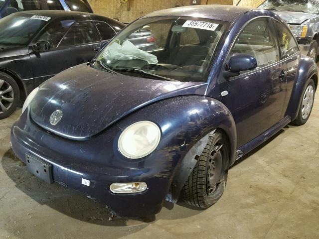 3VWCA21C0XM427908 - 1999 VOLKSWAGEN NEW BEETLE 蓝色 照片 2