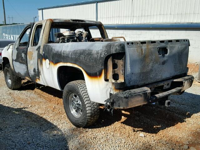 1GCHC29KX7E517748 - 2007 CHEVROLET SILVERADO BURN photo 3